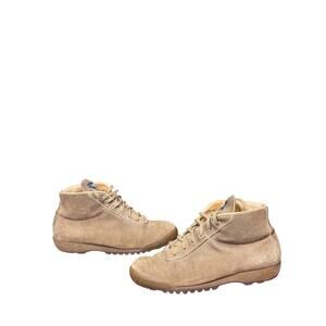 Vintage Vasque Handmade womens Hiking Boots size 11.5